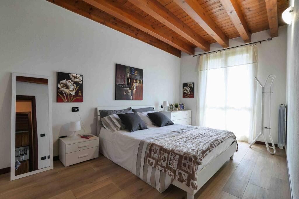 Апартаменты Borgo Di Terzo Bifocale In Centro Storico Check In 24H Fast Wi-Fi Bus 500M Экстерьер фото