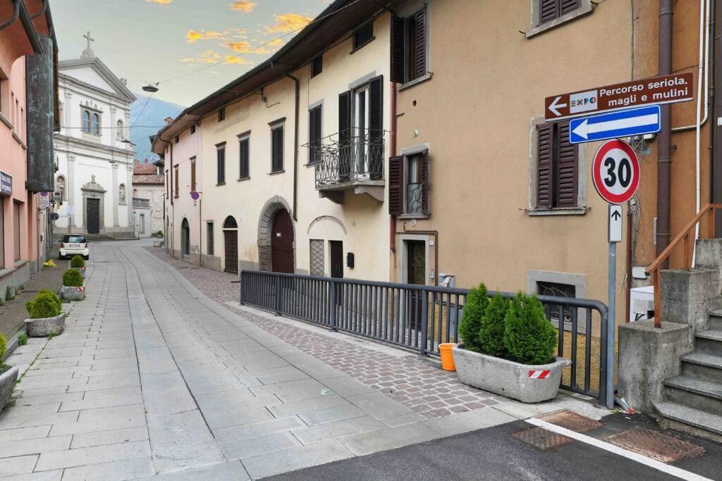 Апартаменты Borgo Di Terzo Bifocale In Centro Storico Check In 24H Fast Wi-Fi Bus 500M Экстерьер фото